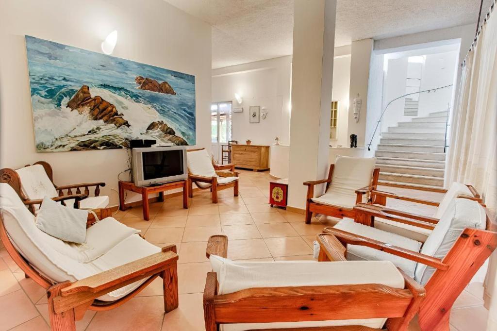 Hotel Al Faro Spiaggia La Cinta Santeodoro Сан-Теодоро Экстерьер фото