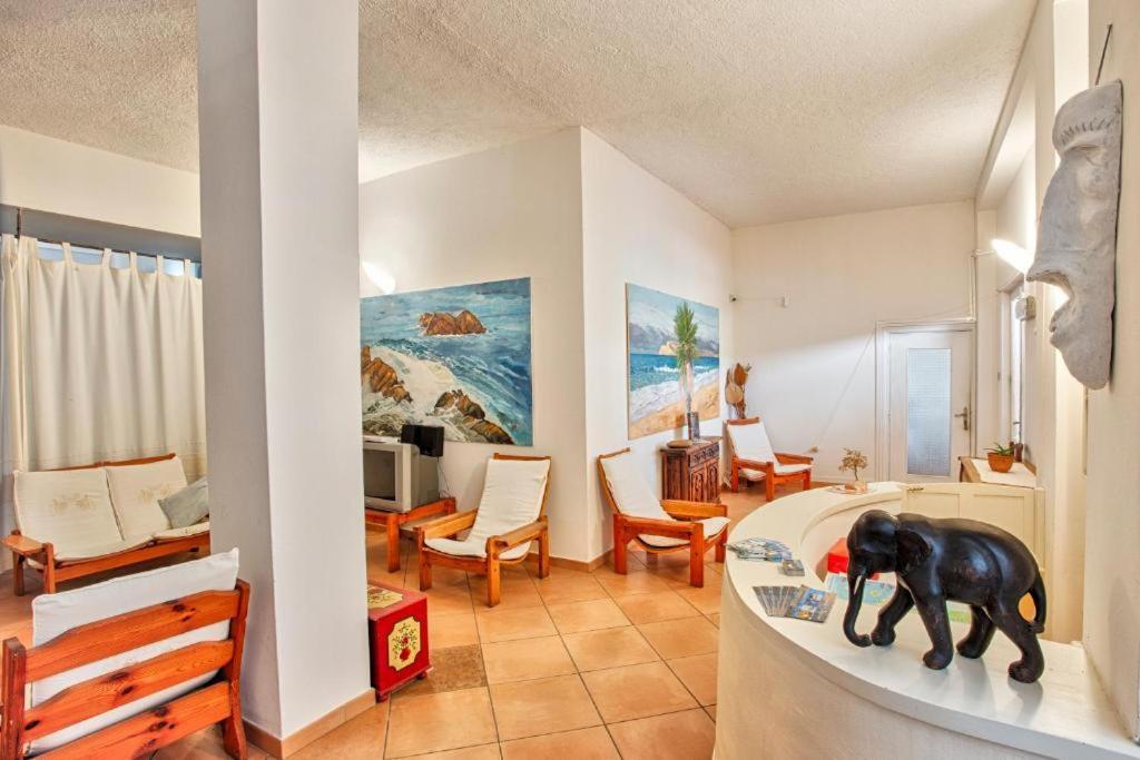 Hotel Al Faro Spiaggia La Cinta Santeodoro Сан-Теодоро Экстерьер фото